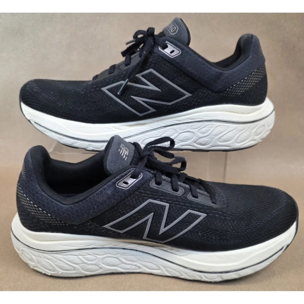 New Balance (Sz 11 2E) Fresh Foam X 860v14 Mens Running Shoes Wide Black M860K14